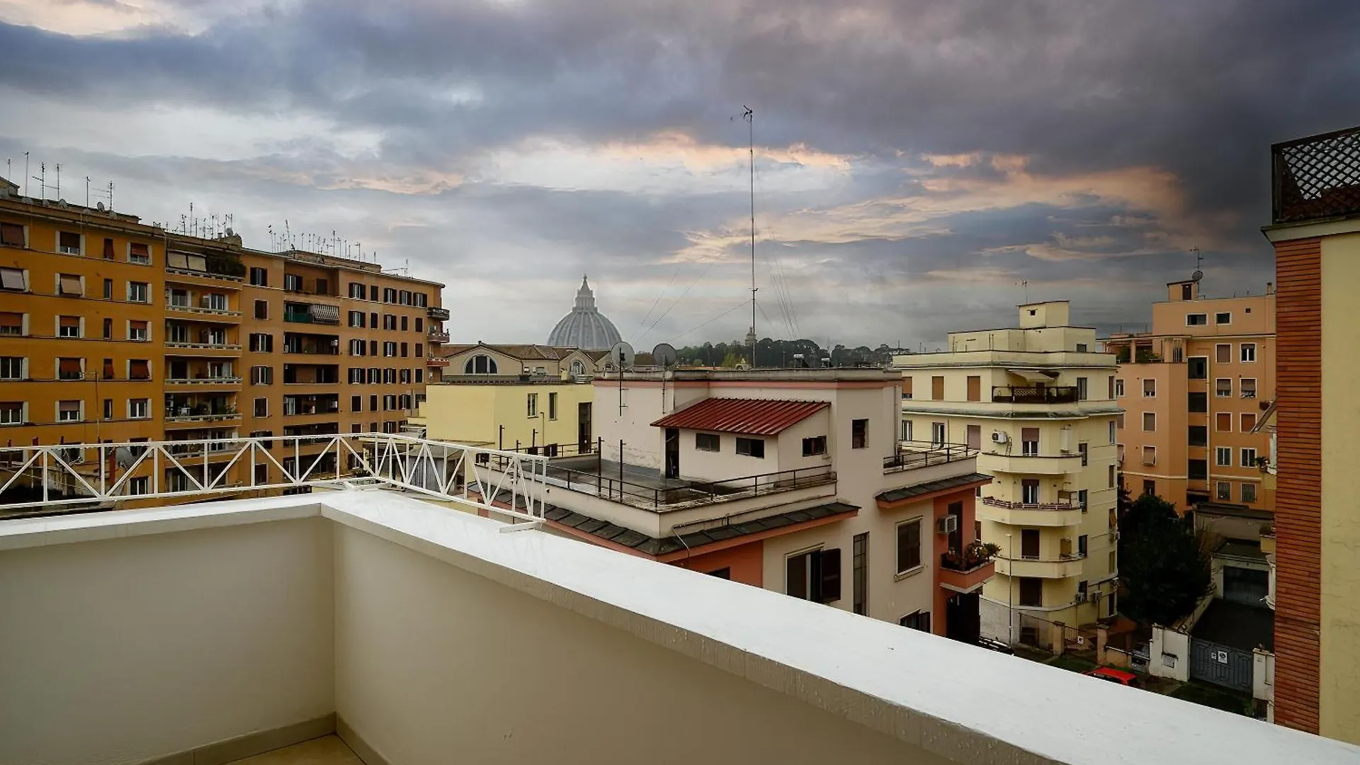 D'Aquino Apartment St. Peter'S Rome Italy